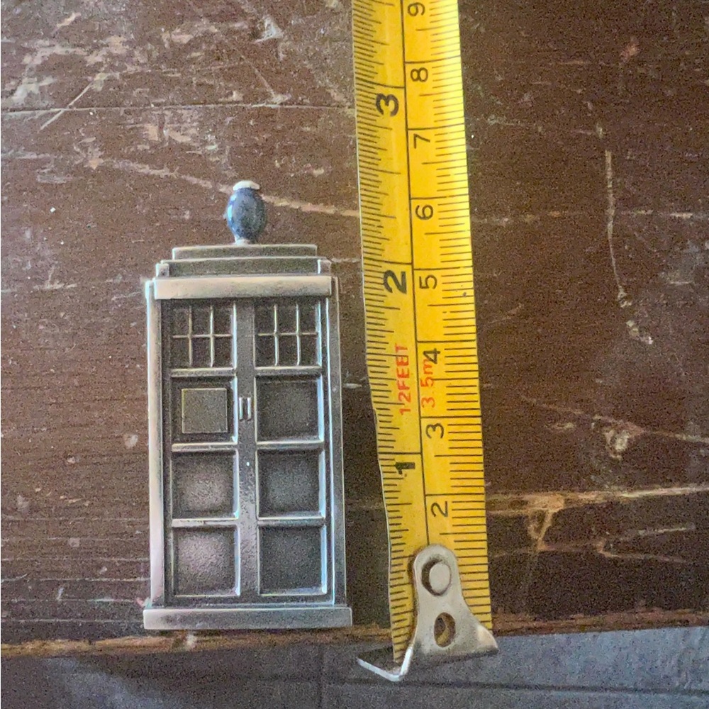 Doctor Who TARDIS pin Sterling Silver